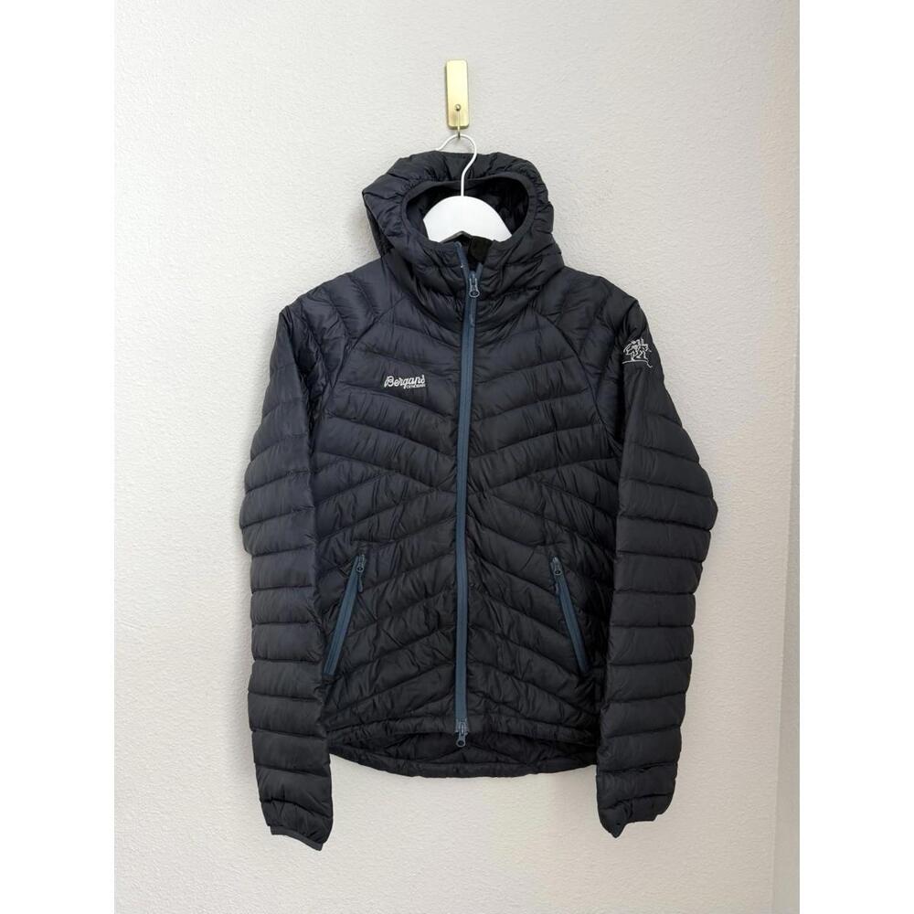 Bergans of Norway Pertex Down Jacket Hooded Outdoor Outdoor Size S Navy Blue
